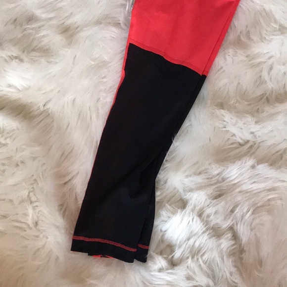 NWT! Nike Sports Bra/Tights 2 piece Set Size Small - Picture 9 of 15